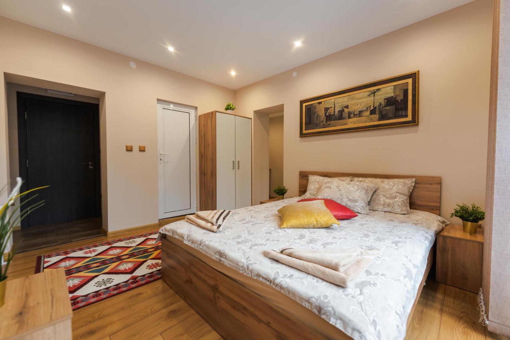 The White Horse Apartments ボロヴェッツ エクステリア 写真