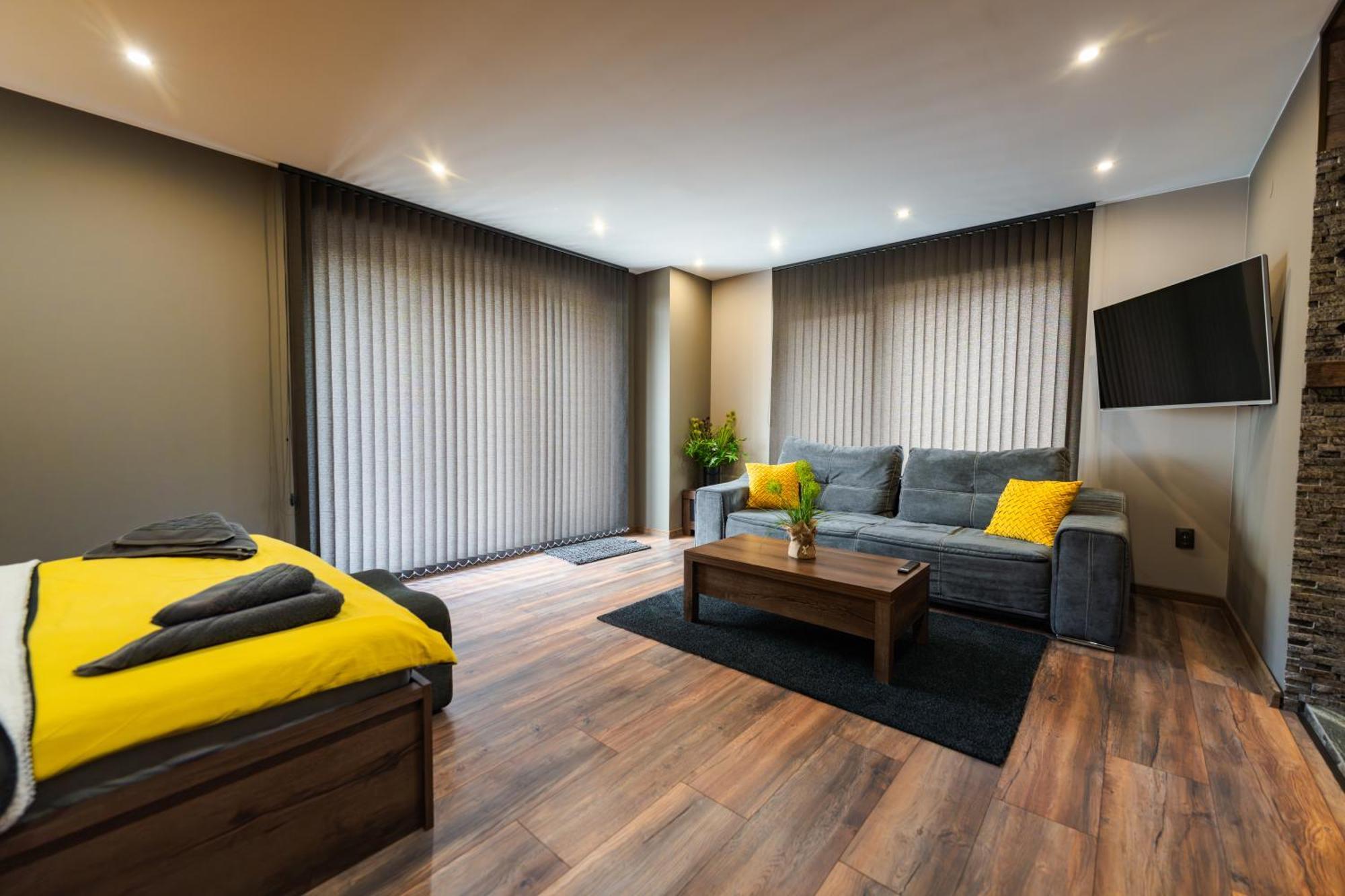 The White Horse Apartments ボロヴェッツ エクステリア 写真